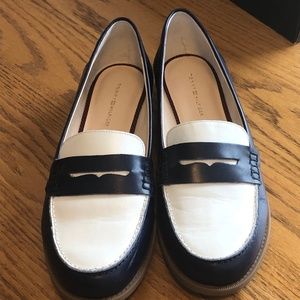 Tommy Hilfiger leather penny loafers